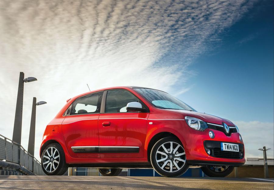  Renault Twingo Dynamique 2014 года  (UK) (фото 2 из 22)